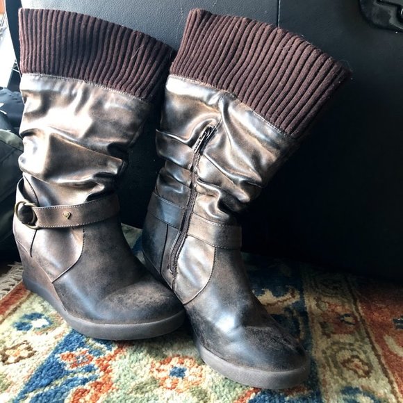 Roxy Brown "Leather" Presley Wedge Boot - Picture 4 of 5